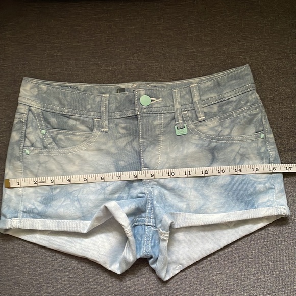 Denim Short Samuel & Kevin, Blue and White colors Size “M”  COD # 0150. - Picture 11 of 11